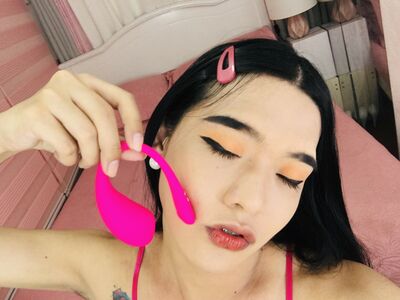 ZhaviaSwift's hot video