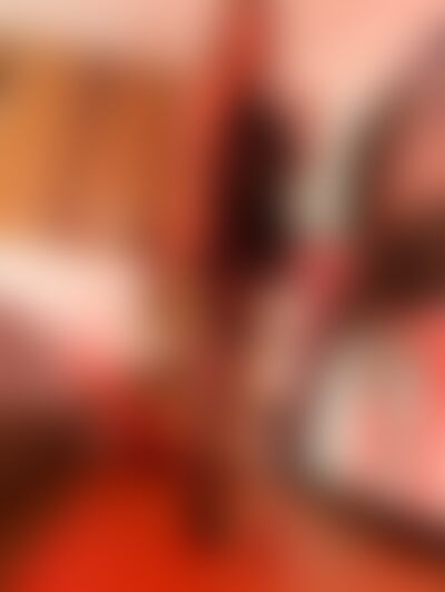 941a5e2a-4da1-4b4d-903d-766ff84e375f's hot photo – thumbnail