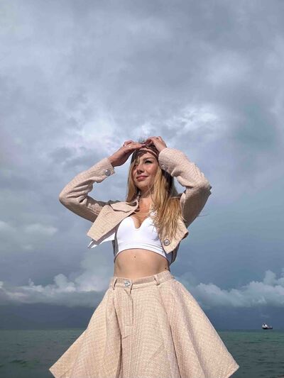 LiyaGren's hot video